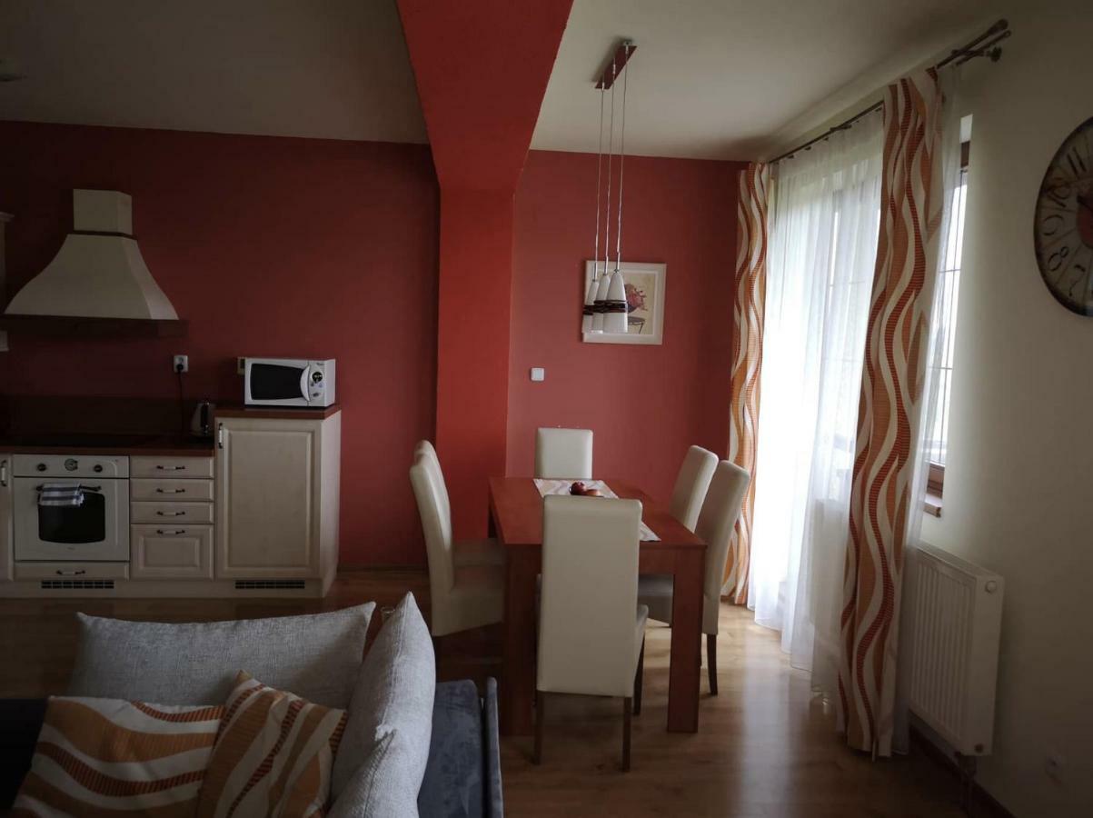 Apartman Velka Lomnica C7Ad2 Apartment Ngoại thất bức ảnh