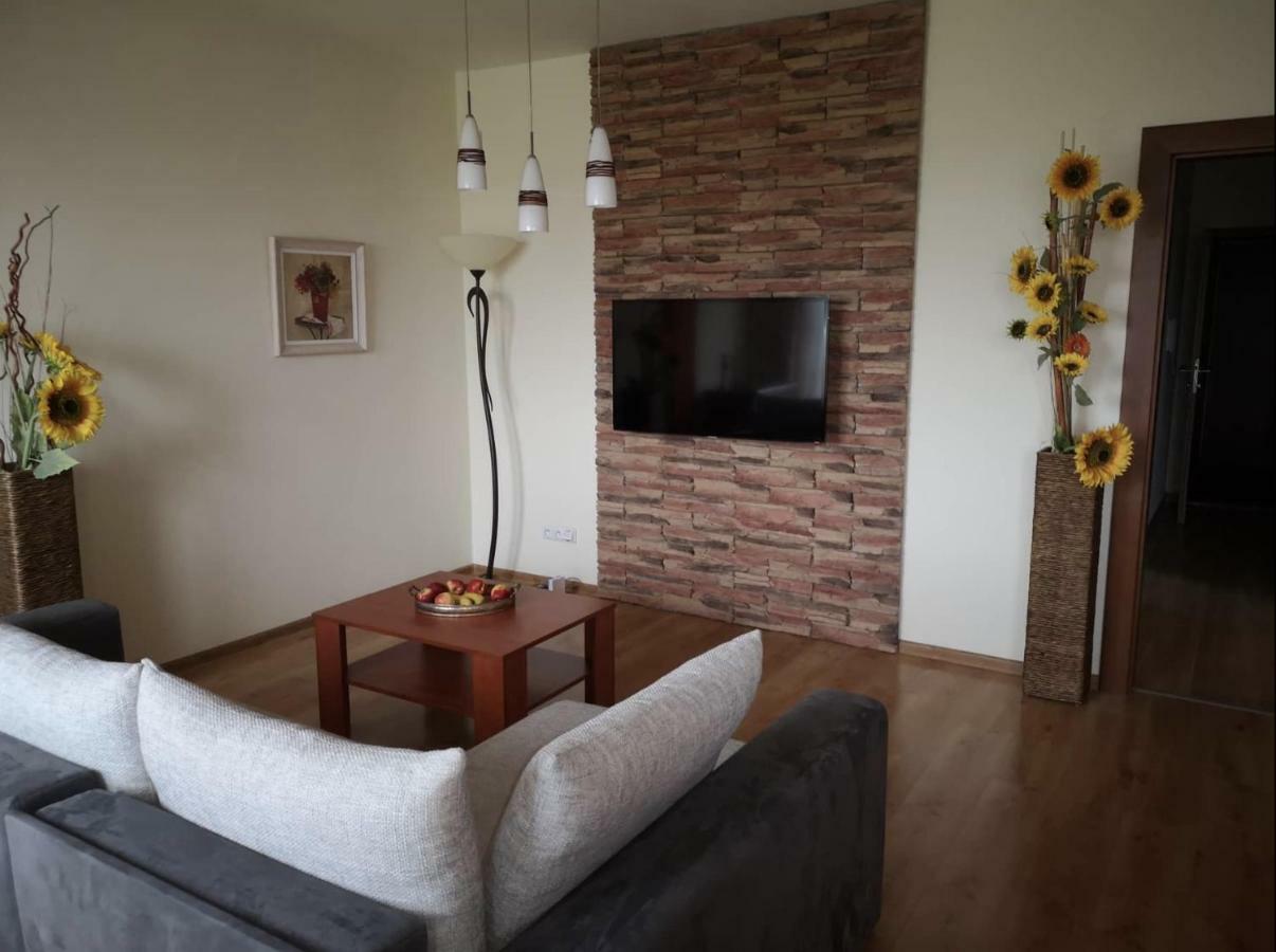 Apartman Velka Lomnica C7Ad2 Apartment Ngoại thất bức ảnh