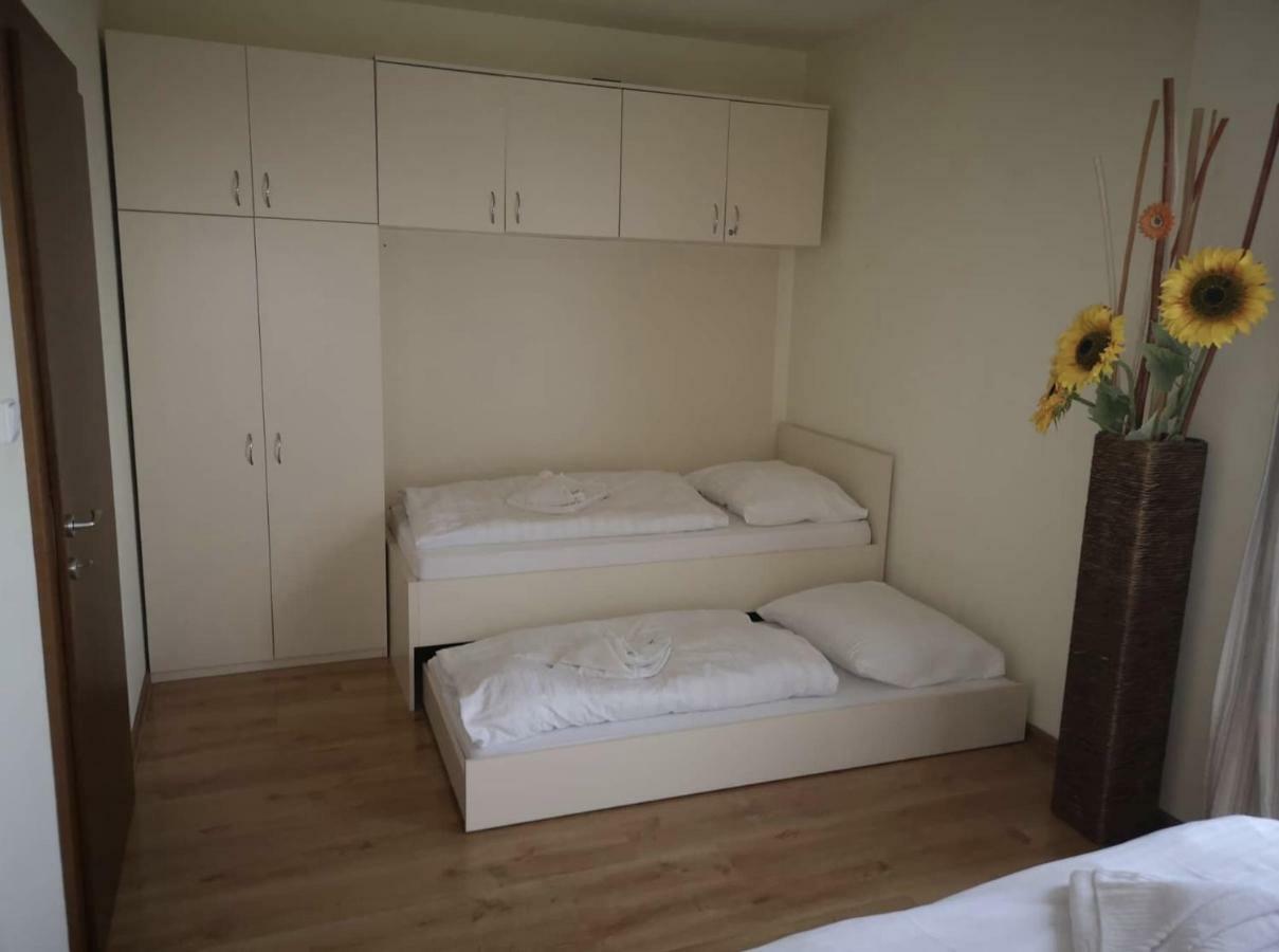 Apartman Velka Lomnica C7Ad2 Apartment Ngoại thất bức ảnh